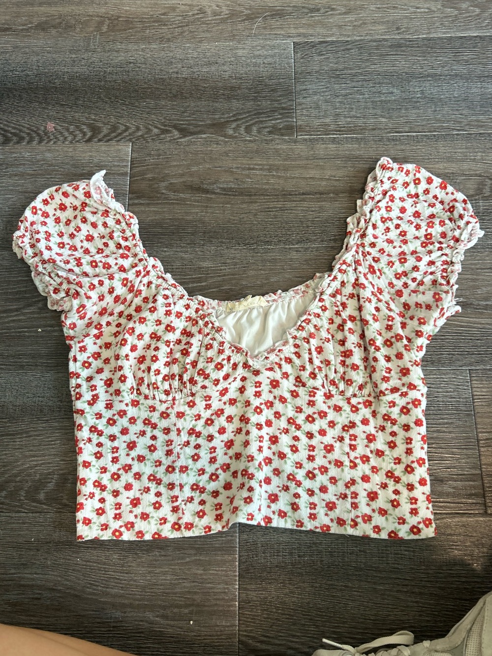 La Hearts Cream Cropped Top with Red Floral Print